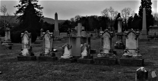 4320378566424610306B