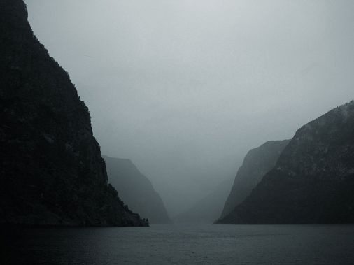 800px-Aurlandsfjord