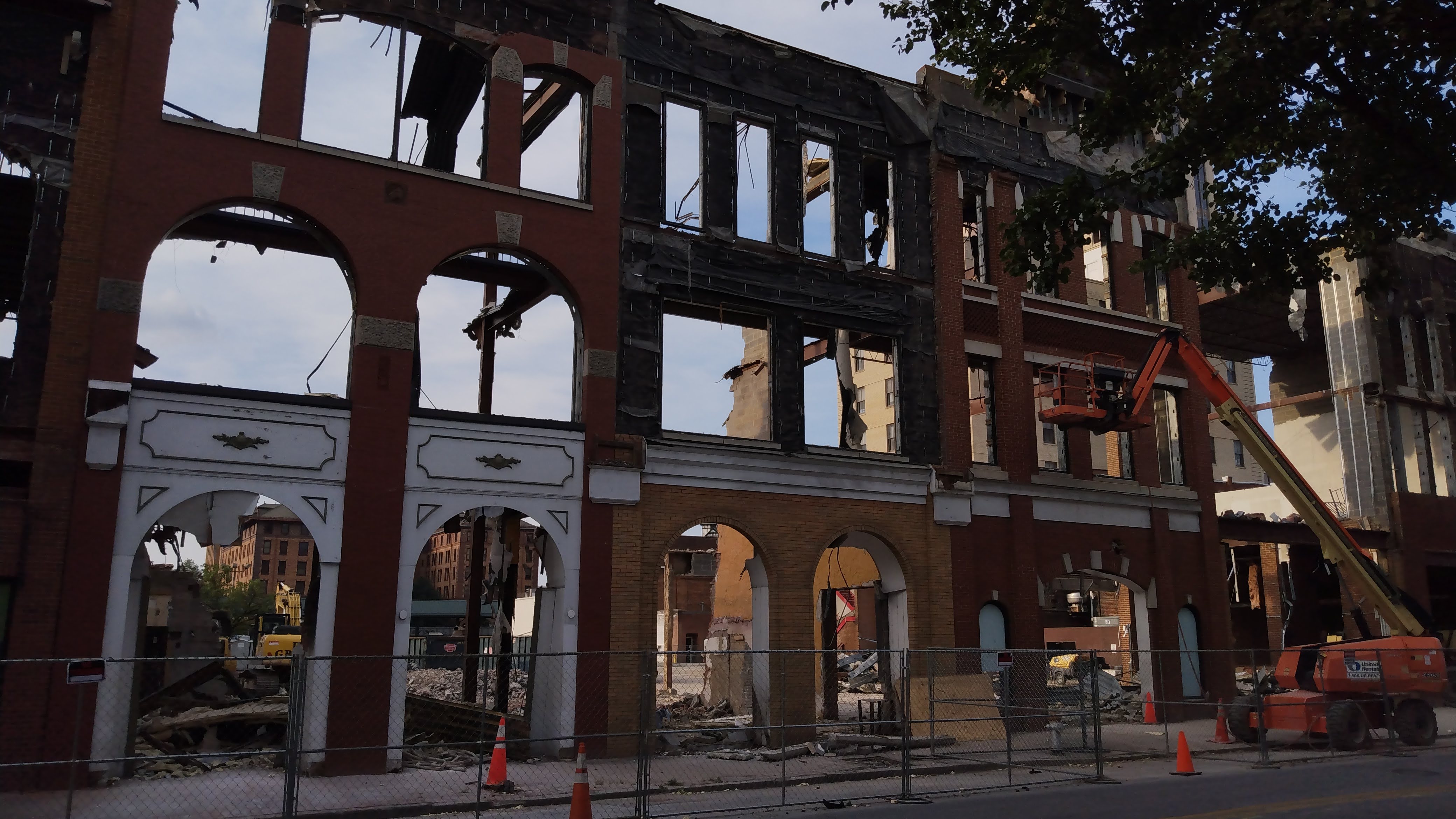 IMG_20220625_190301354